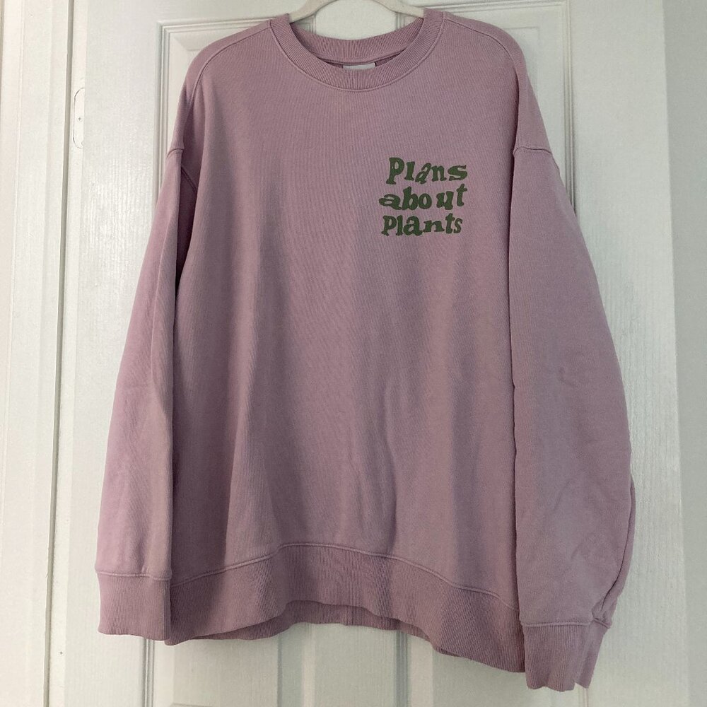 H&M Pink Sweatshirt with Green Text
